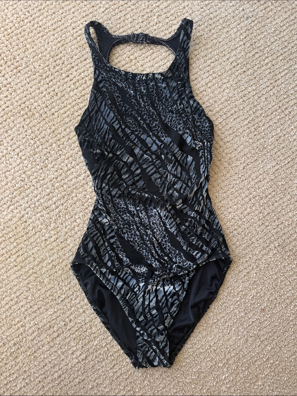 Maxine of Hollywood Black & Gray Patterned One-Piece Swimsuit size 10